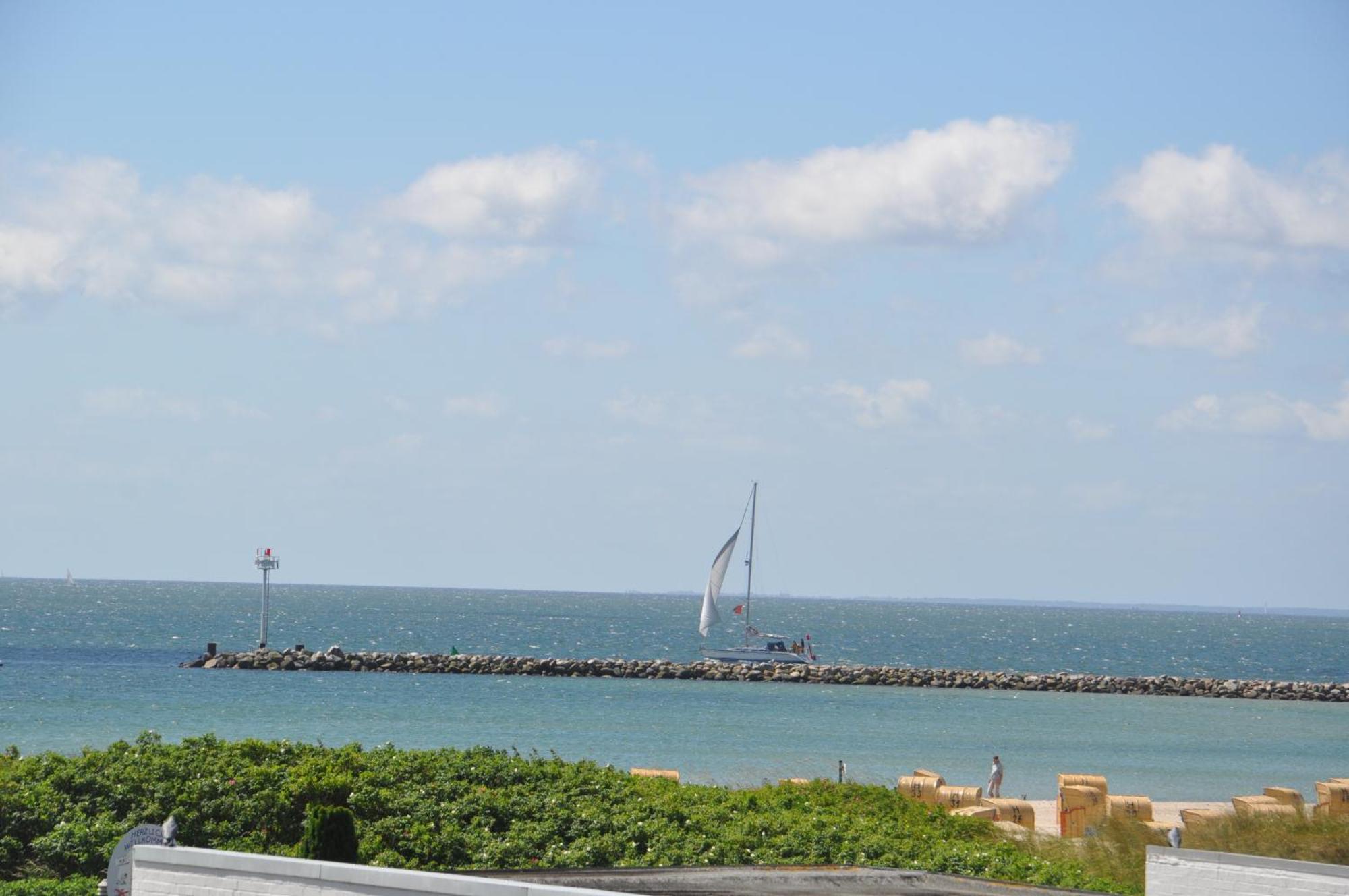 "Mit Ausblick"-Uneingeschraenkter Meerblick Burgtiefe auf Fehmarn Eksteriør billede
